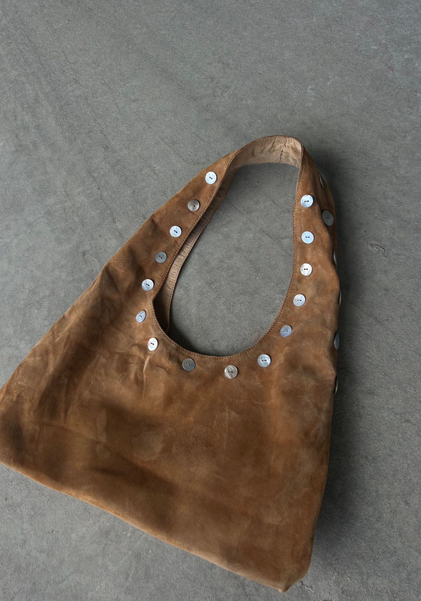 DAE Resort Pearla Perla Sienna slouch shoulder bag 100% genuine leather suede with mother of pearl button detailing