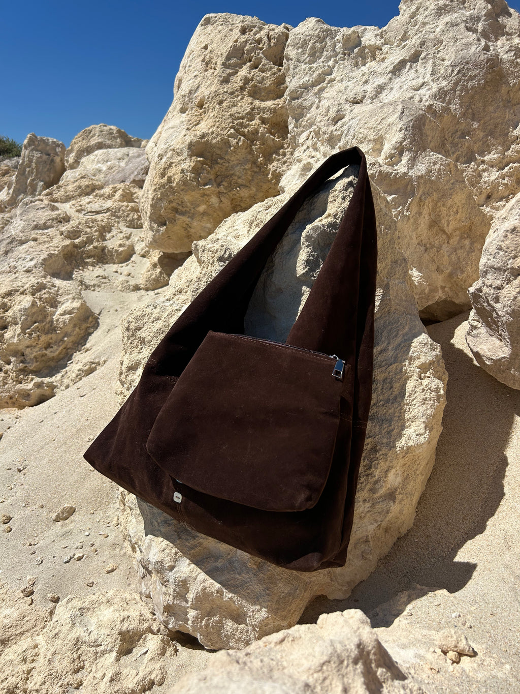 PERLA - Slouch Shoulder Bag Dark Brown