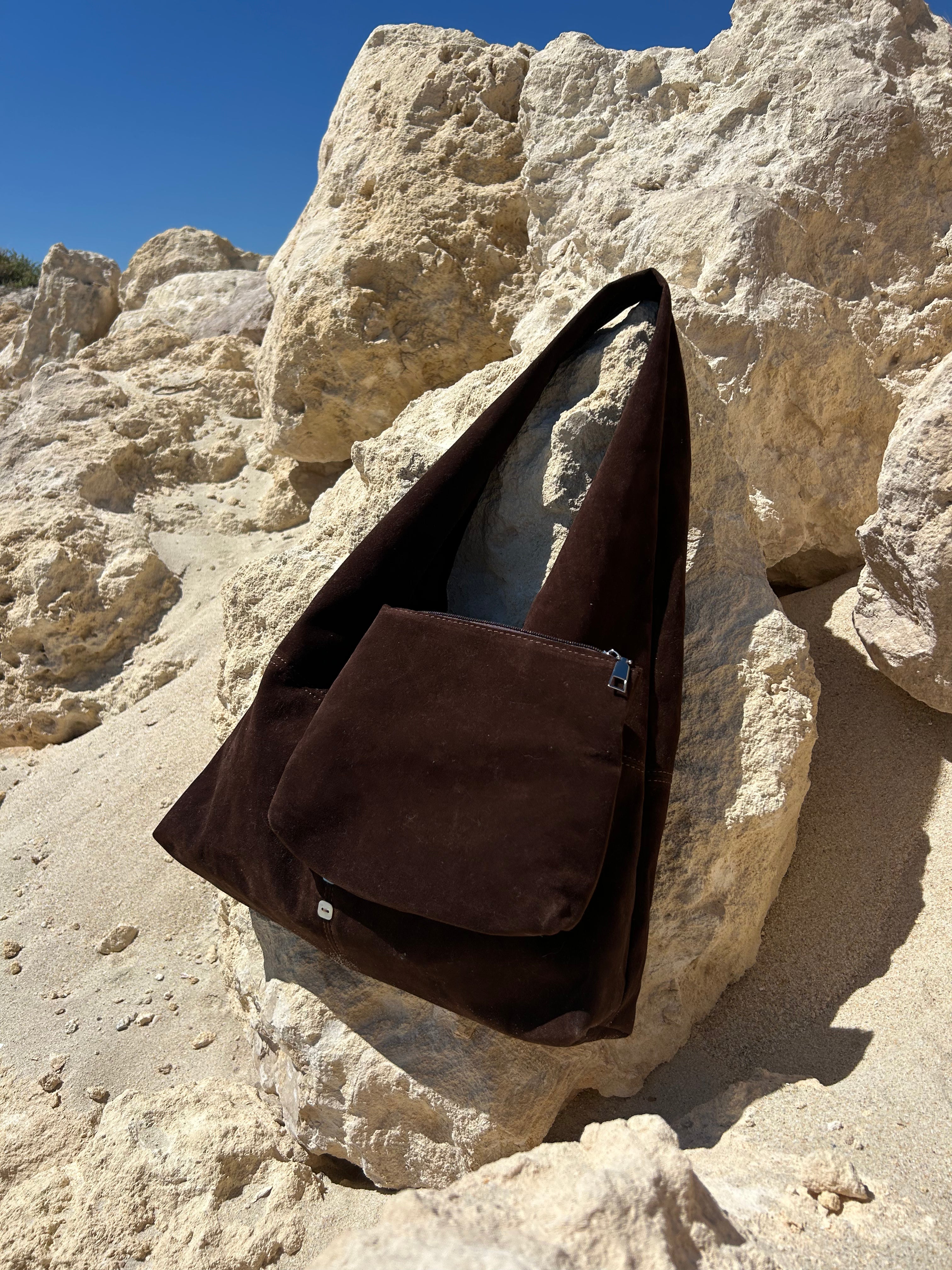 PERLA - Slouch Shoulder Bag Dark Brown